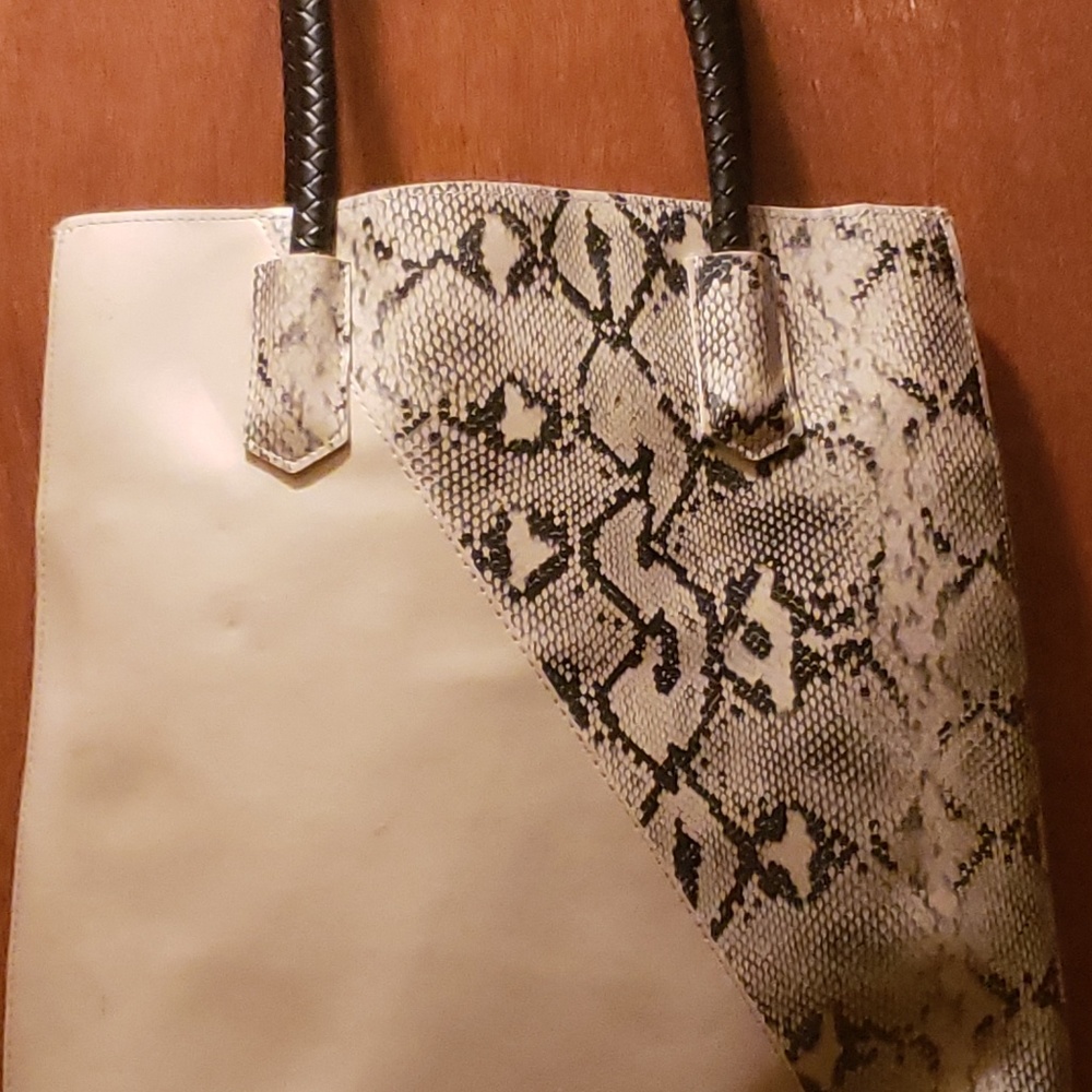 Cream and leopard shoulder bag